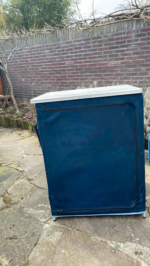 Kampeer kast inklapbaar, blauw., Caravans en Kamperen, Kampeermeubelen, Gebruikt, Campingkast, Ophalen