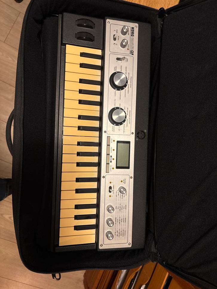 Korg Microkorg XL+ Synthesizer, Muziek en Instrumenten, Keyboards, Gebruikt, Overige aantallen, Korg, Aanslaggevoelig, Ophalen of Verzenden