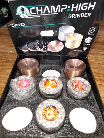 Grinder beschikbaar voor biedingen