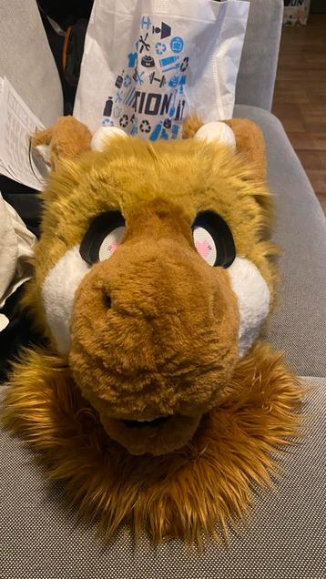Fursuit Dutch Angel Dragon beschikbaar voor biedingen