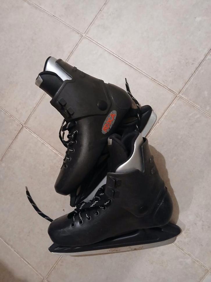 Schaatsen in maat 44 van Roxa, Sport en Fitness, Schaatsen, Zo goed als nieuw, IJshockeyschaatsen, Overige merken, Ophalen of Verzenden