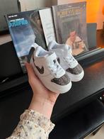 Nike borough low 2 X DIOR customs, Kinderen en Baby's, Nieuw, Ophalen of Verzenden