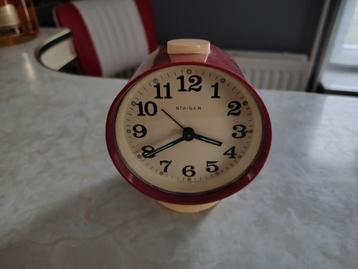 Mooie vintage, retro, space age Staiger wekker beschikbaar voor biedingen