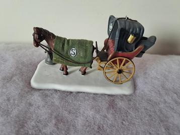 Miniatuur kersdorp spulletjes: Koets en paard beschikbaar voor biedingen