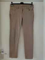 Burberry Britt jeans  40/42 kleur camel/beige, Kleding | Dames, Verzenden, Zo goed als nieuw, Overige kleuren, W30 - W32 (confectie 38/40)