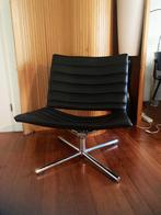 Vintage zwart leder draaistoel, Huis en Inrichting, Ophalen, Metaal, Gebruikt, Minder dan 75 cm