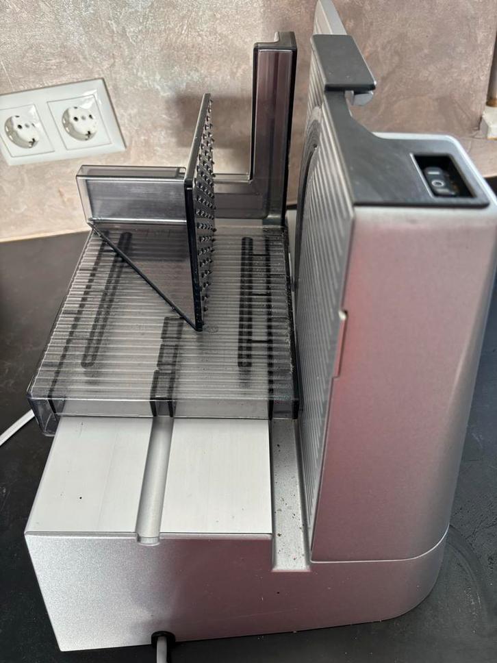 Elektrische Snijmachine - Quigg, Witgoed en Apparatuur, Keukenmixers, Gebruikt, Minder dan 1 liter, 1 snelheid, Vaatwasserbestendig