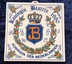 Tegel Koningin Beatrix 1980., Ophalen of Verzenden, Gebruikt, Nederland, Overige typen