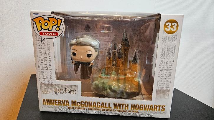 Funko Pop Minerva McGonagall With Hogwarts 33, Verzamelen, Poppetjes en Figuurtjes, Nieuw, Ophalen of Verzenden