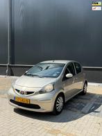 Toyota Aygo 1.0-12V, Voorwielaandrijving, Gebruikt, 4 stoelen, Startonderbreker