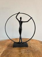 Decoratief metalen beeld – Abstract figuur in cirkel, Ophalen of Verzenden