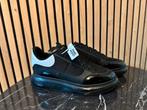 Alexander McQueen Sneakers - Nieuw! Maat 40, Kleding | Dames, Schoenen, Ophalen of Verzenden, Nieuw, Zwart, Sneakers of Gympen