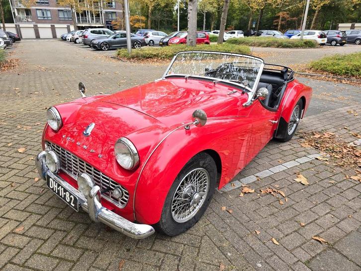 Triumph TR3 Tr-3 1962 Rood, Auto's, Triumph, Particulier, TR3, Benzine, Euro 1, Cabriolet, Handgeschakeld, Geïmporteerd, Rood