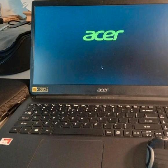 💻🎧 Acer Aspire Laptop (4GB) + AirPods 2 gratis – Bundle!!, Computers en Software, Windows Laptops, Gebruikt, 15 inch, HDD, Onbekend