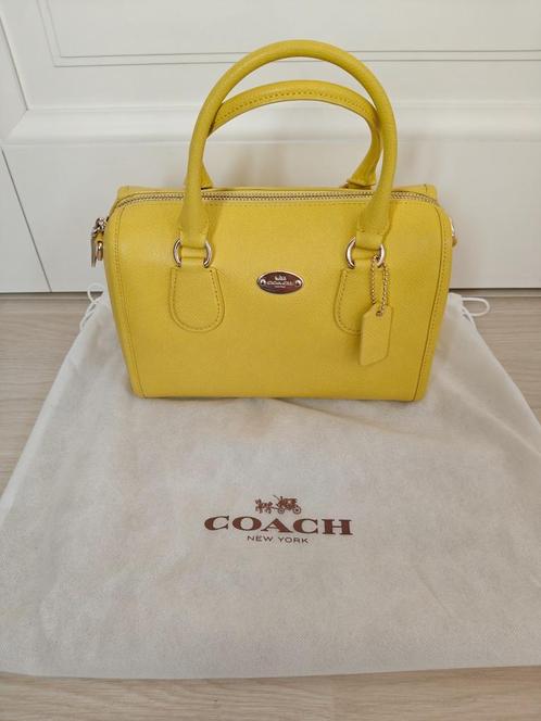 Originele Coach Handtas geel inclusief lange riem, Sieraden, Tassen en Uiterlijk, Tassen | Damestassen, Zo goed als nieuw, Handtas