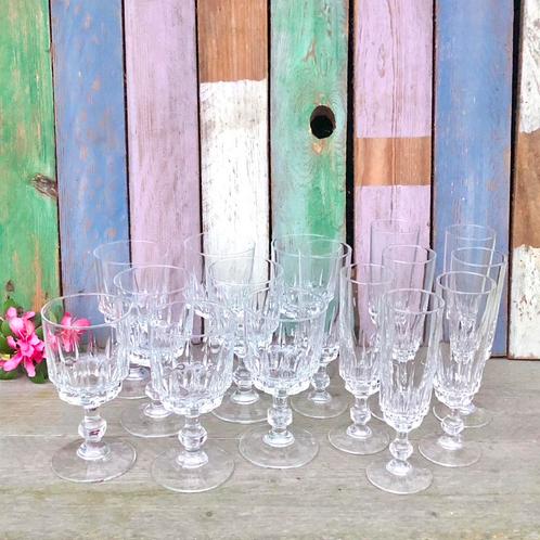 Cristal d’ Arques wijnglazen en champagne glazen set glazen, Verzamelen, Glas en Borrelglaasjes, Gebruikt, Overige typen, Ophalen of Verzenden