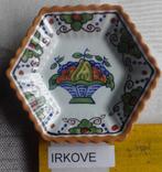 WORKUM MAKKUM * BORDJE FRUIT DECOR * Altena *, Antiek en Kunst, Antiek | Wandborden en Tegels, Verzenden