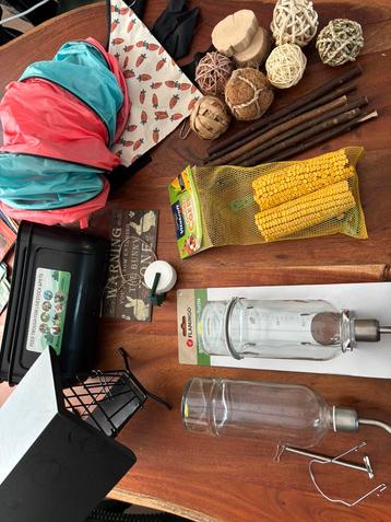 Konijnen accessoires beschikbaar voor biedingen