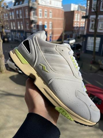 ADIDAS ZX 4000 OFFICIAL WHITE  NIEUW IN DOOS beschikbaar voor biedingen