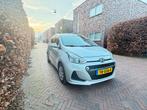 Hyundai i10 1.0i 66pk 2018 zilver lage kilometerstand izgs, Auto's, Hyundai, Voorwielaandrijving, 31 €/maand, 4 stoelen, Origineel Nederlands