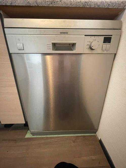 Siemens vaatwasser, Witgoed en Apparatuur, Vaatwasmachines, Zo goed als nieuw, Vrijstaand, Minder dan 85 cm, 45 tot 60 cm, Ophalen