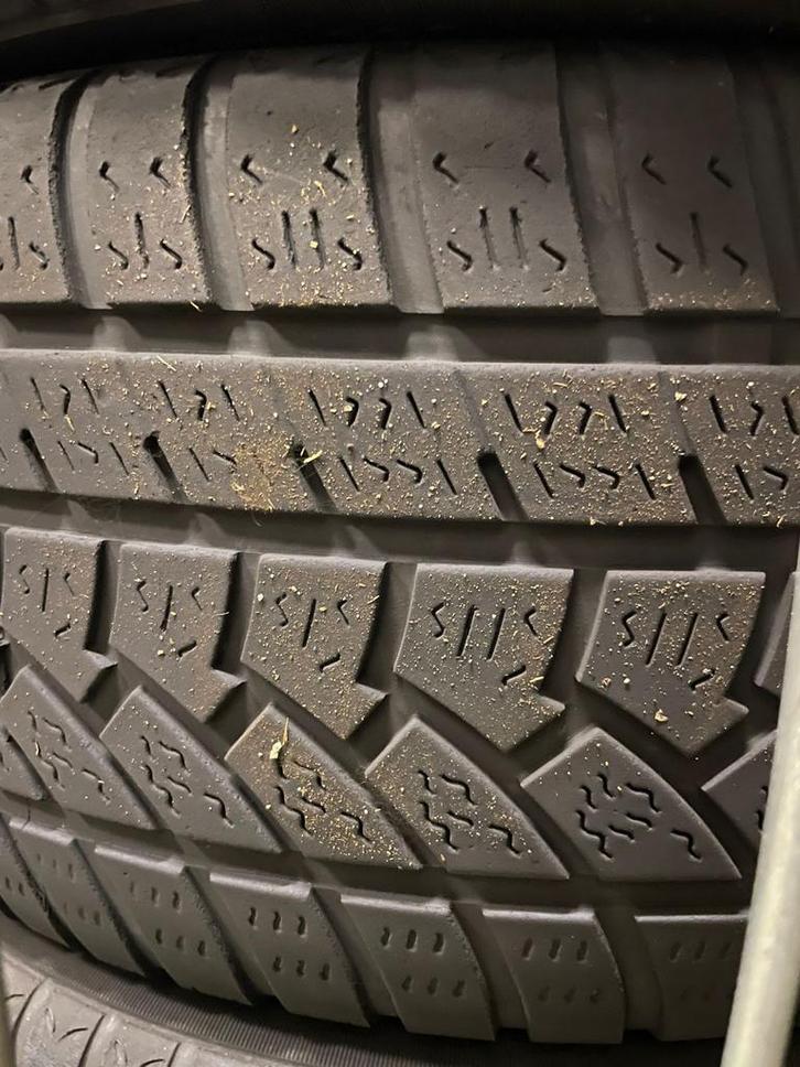 Winterbanden met LM velgen 5x112 - VW, Audi, Skoda, Auto-onderdelen, Banden en Velgen, Banden en Velgen, Winterbanden, 17 inch