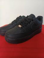 Air Force 1. Maat: 40., Zwart, Ophalen of Verzenden, Sneakers of Gympen, Zo goed als nieuw