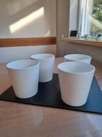 Vier prima dezelfde Witte bloempotten., Huis en Inrichting, Emmers, Ophalen of Verzenden, Zo goed als nieuw, Overige materialen