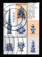 gestempelde zegel. Jaar 2022: delfsblauw met hoekstuk, Postzegels en Munten, Postzegels | Nederland, Na 1940, Ophalen of Verzenden