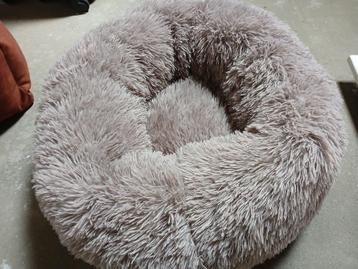 Hondenmand of kattenmand beschikbaar voor biedingen
