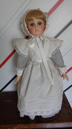 Prachtige pop Diensmeisje merk Alberon, Ophalen, Zo goed als nieuw, Pop