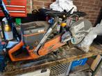 Husqvarna k760 300mm wateraansluiting, Doe-het-zelf en Verbouw, Gebruikt, Ophalen of Verzenden, Afkortzaag, 30 tot 70 mm