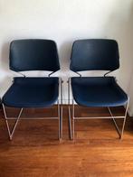 Set van 2 marineblauwe retro design stoelen matrix Krueger, Matrix krueger, Gebruikt, Twee, Blauw