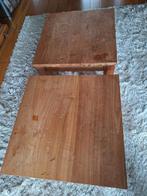 2 houten tafeltjes 50x50 - opknapper, Huis en Inrichting, Tafels | Bijzettafels, Gebruikt, Vierkant, Landelijk, Hout