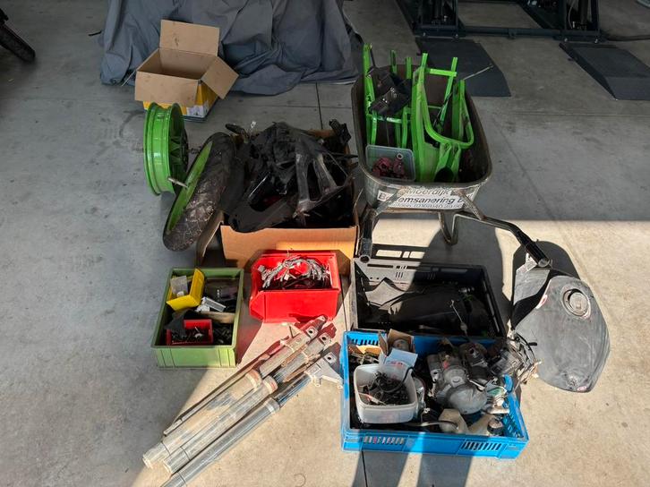 Aprilia RS50 in onderdelen (geen losse verkoop), Fietsen en Brommers, Brommeronderdelen | Algemeen, Zo goed als nieuw, Ophalen