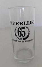 pensioen 65 jaar nieuw glas cadeau, Hobby en Vrije tijd, Feestartikelen, Ophalen of Verzenden, Nieuw, Feestartikel, Overige