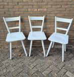 3 mooie witte stoelen uit 1943., Ophalen of Verzenden, Wit
