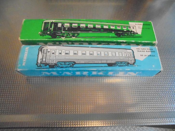 Marklin wagons ho m binnen en sluit verlichting--ovp bijde, Hobby en Vrije tijd, Modeltreinen | H0, Zo goed als nieuw, Wagon, Wisselstroom