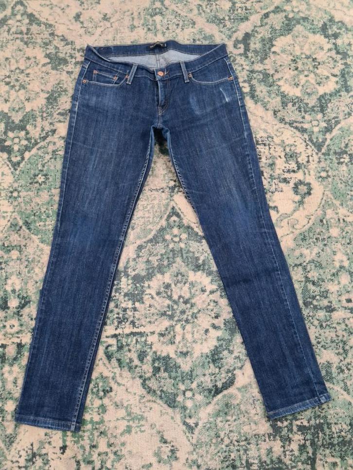 Levi's 524 super low skinny W33 L32 WMN Tulsi3332, Kleding | Dames, Spijkerbroeken en Jeans, Zo goed als nieuw, W30 - W32 (confectie 38/40)