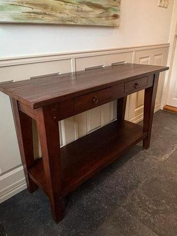 Kersenhouten sidetable beschikbaar voor biedingen