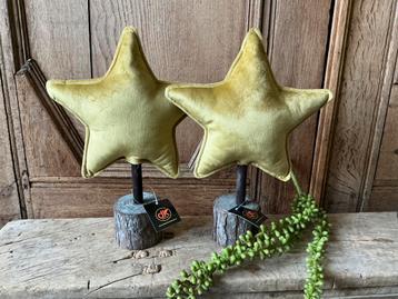 NIEUW set van 2 velvet velours sterren op houten voet beschikbaar voor biedingen