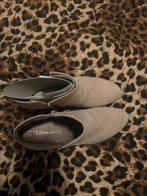 Laarsjes, Ophalen, Zo goed als nieuw, Beige