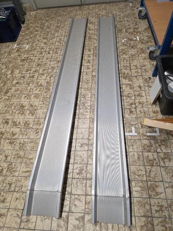 Aluminium oprijplaten 250cm beschikbaar voor biedingen
