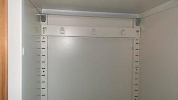 IKEA Ivar kast met sleutel en spiegel - Zo goed als nieuw! - afbeelding 11