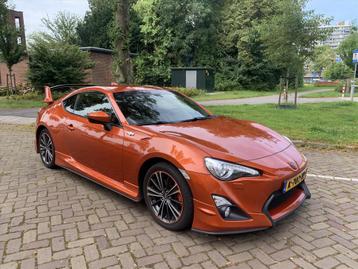 Toyota Gt86 2.0 D-4S 225pk SPECIALE BODYKIT EN SPOILER beschikbaar voor biedingen