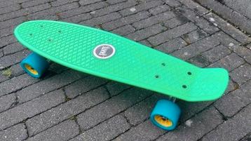 Nieuwe limegroene skateboard! beschikbaar voor biedingen