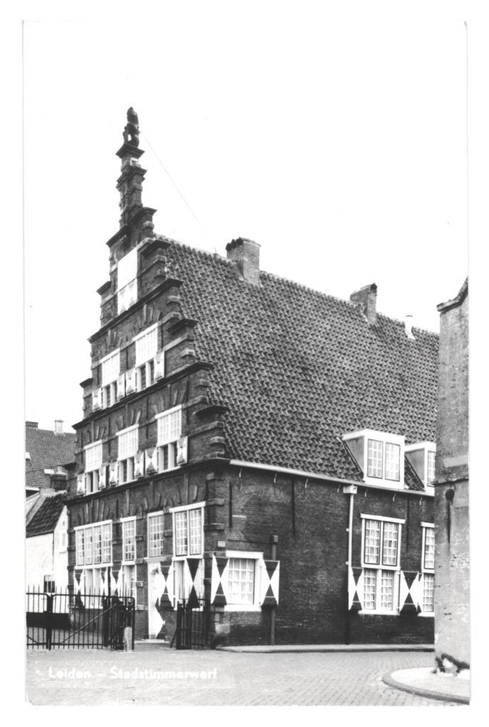 981605	Leiden	1966	_gelopen met mooie zegel	Deltawerken, Verzamelen, Ansichtkaarten | Nederland, Gelopen, Zuid-Holland, 1960 tot 1980
