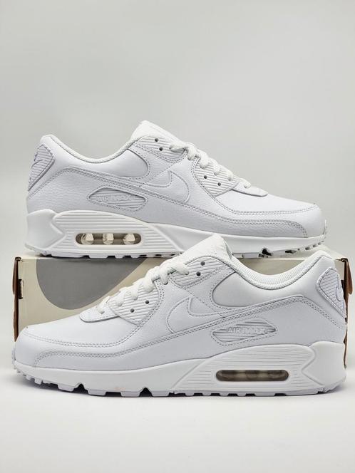 Nike air max 90 - leather triple white - size 46 - new, Kleding | Heren, Schoenen, Nieuw, Sneakers of Gympen, Wit, Ophalen of Verzenden