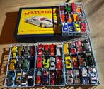 Matchbox koffer Nr. 41 , Compleet met 48 Matchbox modellen, Hobby en Vrije tijd, Modelauto's | Overige schalen, Gebruikt, Ophalen of Verzenden
