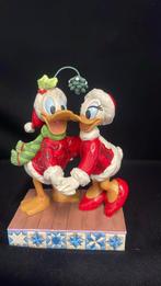 Tradition donald en daisy christmas, Verzamelen, Disney, Ophalen of Verzenden, Donald Duck, Zo goed als nieuw, Beeldje of Figuurtje